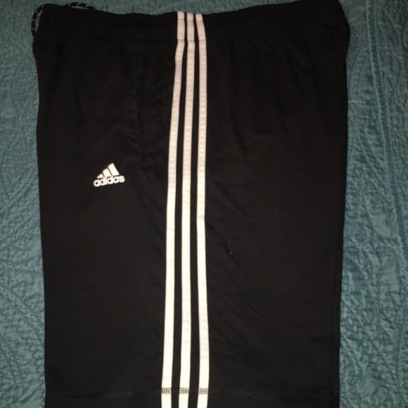 ADIDAS Climalite shorts - Picture 3 of 5